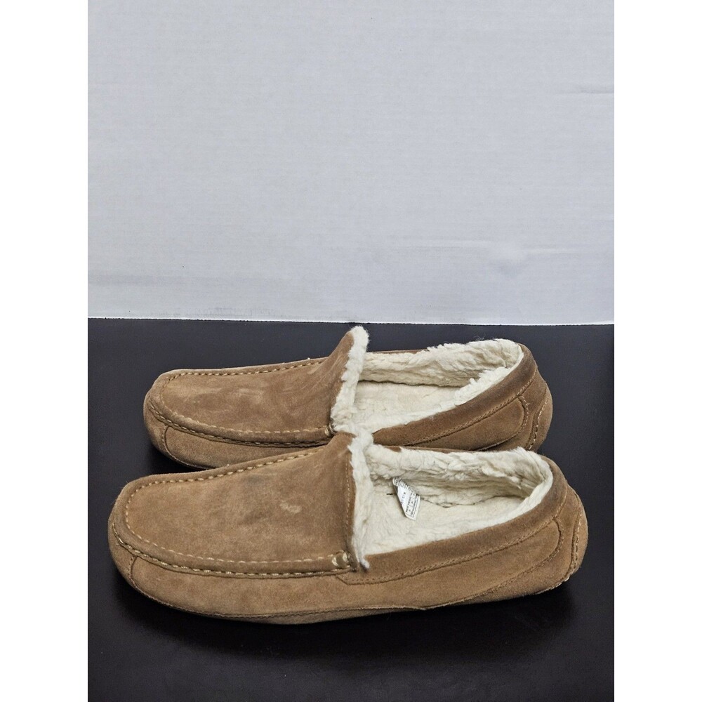 Sz 11 - UGG Ascot Men's Slipper - Brown Leather Lining Genuine Sheepskin